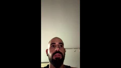 Snapshot of beardedbaldy_09 chatting on 16, 10, 2025 Ask me online show from 16, 10, 2025