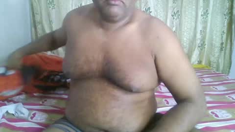 Snapshot of beargryzzly chatting on 11, 1, 2025 Grizzly online show from 11, 1, 2025