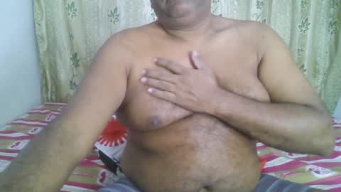 Snapshot of beargryzzly chatting on 13, 1, 2025 Grizzly online show from 13, 1, 2025