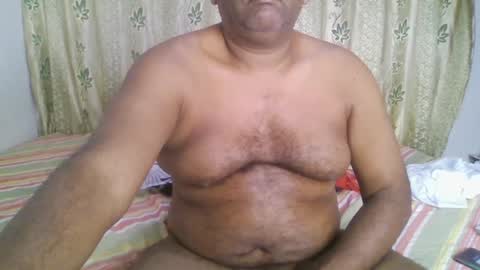 Snapshot of beargryzzly chatting on 24, 1, 2025 Grizzly online show from 24, 1, 2025