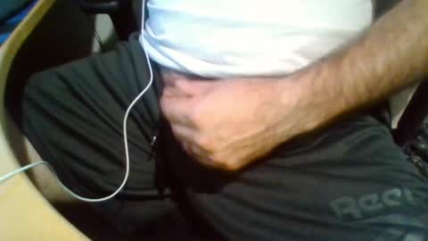 Snapshot of bearyuncut chatting on 9, 9, 2025 bearyuncut online show from 9, 9, 2025