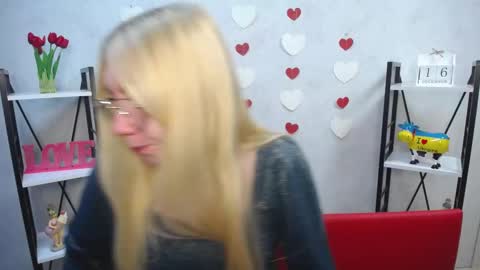 BeatriceFlyy online show from 16, 12, 2024