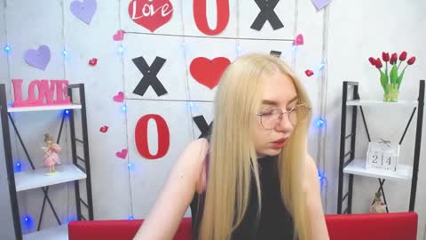 BeatriceFlyy online show from 24, 2, 2025