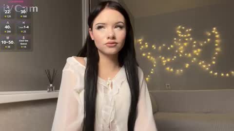 My name is Beatrice Like my broadcast pls 3 online show from 27, 11, 2025