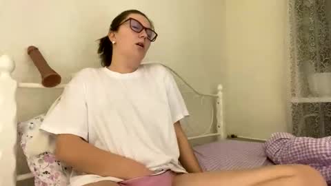 BeatriceTender online show from 22, 11, 2025