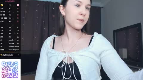 Beatrix or Triss3 online show from 25, 9, 2025