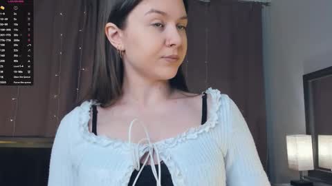Beatrix or Triss3 online show from 2, 10, 2025