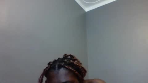 Snapshot of beautie699392 chatting on 11, 3, 2025 Lil stunner online show from 11, 3, 2025