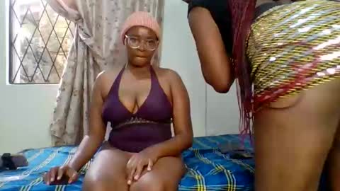 Snapshot of beautiful_and_lovely chatting on 23, 10, 2025 Chelsea and Raymond online show from 23, 10, 2025