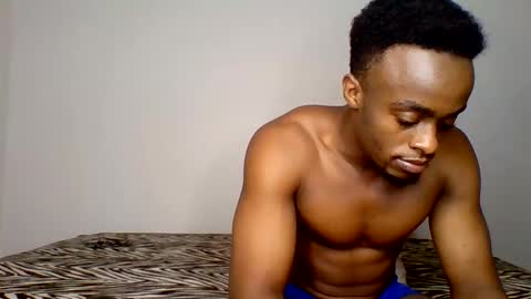 Chelsea and Raymond online show from 19, 3, 2026