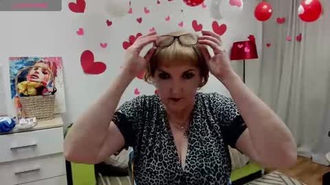 your Lana online show from 8, 2, 2025