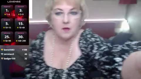 Snapshot of beautiful_lina7 chatting on 8, 2, 2026 your Lana online show from 8, 2, 2026