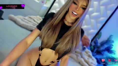 Snapshot of beautiful_mistake chatting on 18, 12, 2025 Aleah Mendez online show from 18, 12, 2025