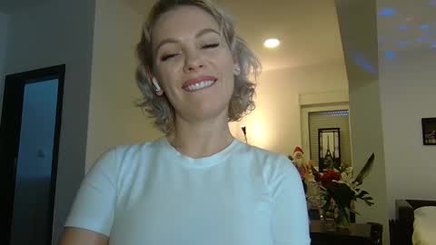 Beautifulkollette online show from 26, 12, 2024