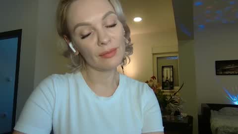 Beautifulkollette online show from 30, 12, 2024