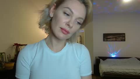 Beautifulkollette online show from 9, 1, 2025