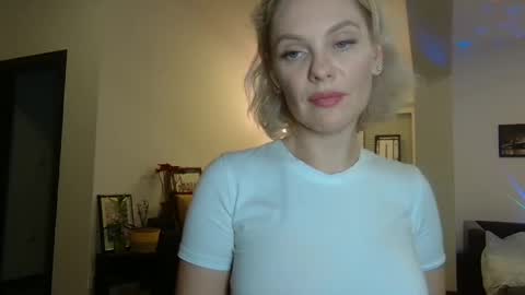 Beautifulkollette online show from 9, 1, 2025
