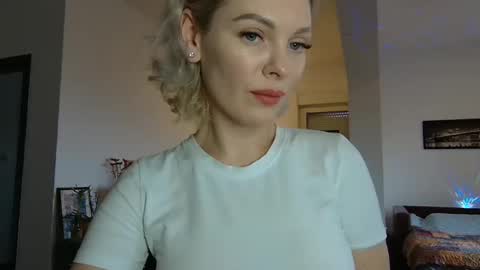 Beautifulkollette online show from 23, 1, 2025