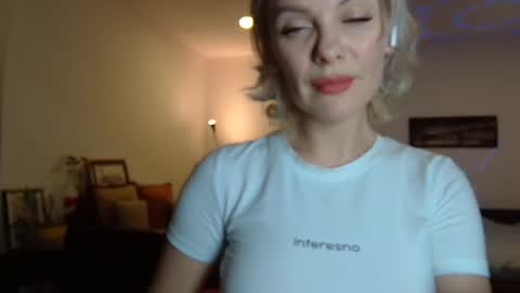 Beautifulkollette online show from 28, 1, 2025