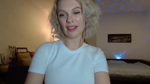 Beautifulkollette online show from 4, 2, 2025