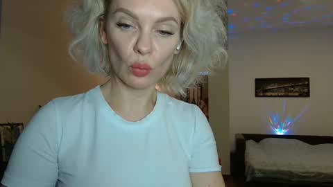 Beautifulkollette online show from 6, 2, 2025