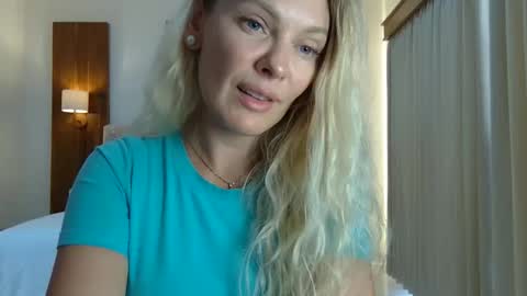 Beautifulkollette online show from 7, 10, 2025