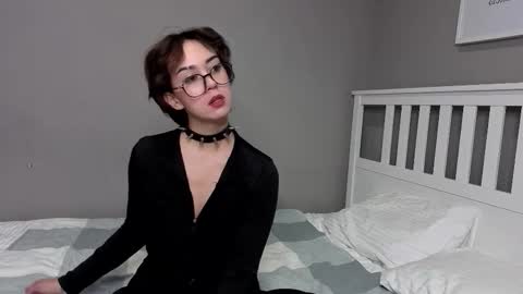 Emma online show from 3, 10, 2025