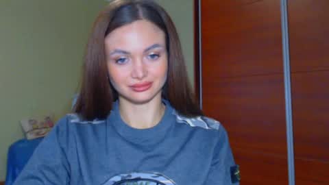 Snapshot of beauty_fruity chatting on 8, 3, 2025 Maria online show from 8, 3, 2025