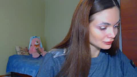 Snapshot of beauty_fruity chatting on 11, 3, 2025 Maria online show from 11, 3, 2025