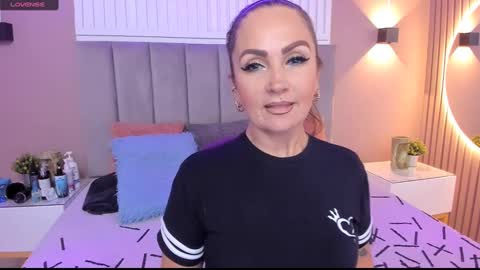 Chantall online show from 16, 2, 2025