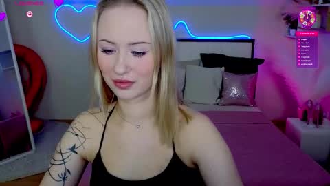 Snapshot of beauty_sashaxx chatting on 9, 3, 2026 beauty Sasha online show from 9, 3, 2026