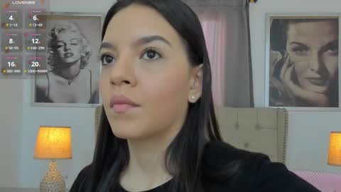 Ariana Reyes online show from 8, 10, 2025