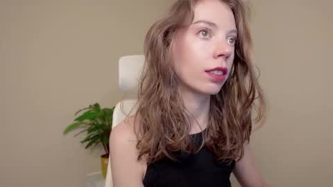 Eliise online show from 3, 11, 2025