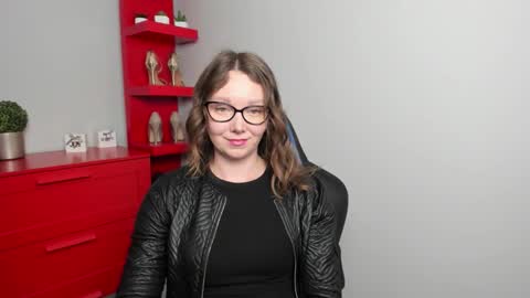 Zoe online show from 7, 11, 2025