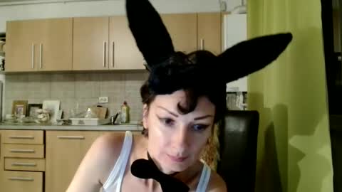 Raluca online show from 5, 10, 2025