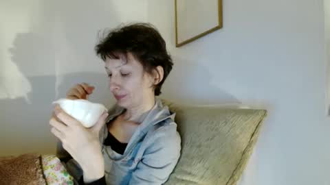 Snapshot of bebacksooon chatting on 16, 2, 2026 Raluca online show from 16, 2, 2026