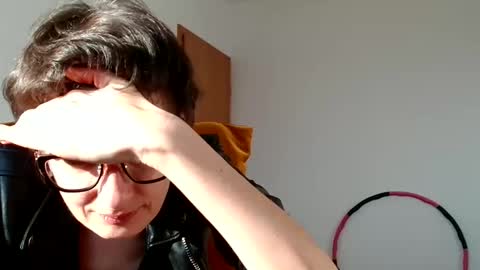 Snapshot of bebacksooon chatting on 8, 3, 2026 Raluca online show from 8, 3, 2026