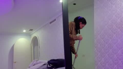 Snapshot of beccareedd chatting on 21, 10, 2025 BeccaRed online show from 21, 10, 2025