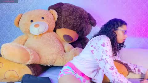 Snapshot of beccareedd chatting on 22, 10, 2025 BeccaRed online show from 22, 10, 2025