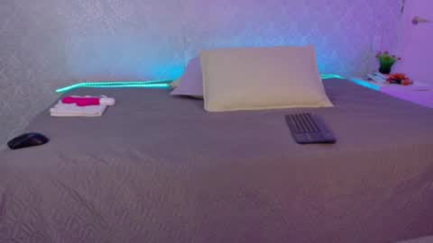 Snapshot of beccareedd chatting on 23, 11, 2025 BeccaRed online show from 23, 11, 2025