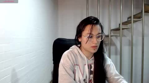 Daniela online show from 10, 3, 2025