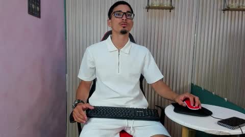 Snapshot of becker2_ chatting on 17, 1, 2026 becker2_ online show from 17, 1, 2026