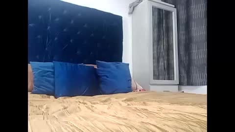 BECKY BOO  online show from 21, 11, 2025