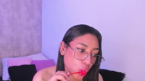 Snapshot of becky__g chatting on 16, 10, 2025 becky__g online show from 16, 10, 2025