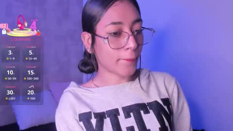 Snapshot of becky__g chatting on 4, 11, 2025 becky__g online show from 4, 11, 2025