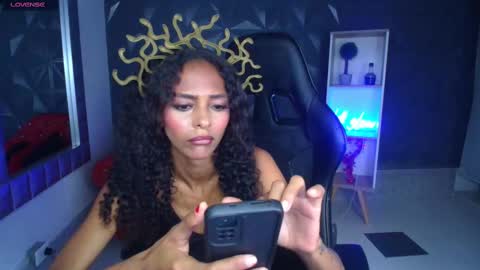 becky_lynch_102 online show from 13, 3, 2026