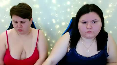 BeckyAndEllen online show from 21, 12, 2025