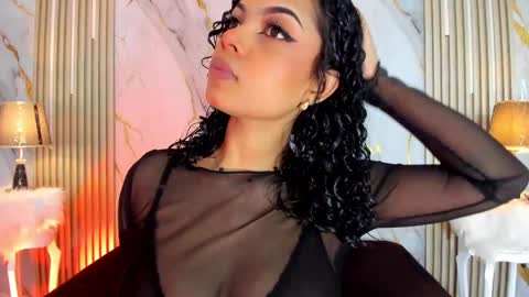 Snapshot of beckyrusso2 chatting on 3, 11, 2025 B E C K Y online show from 3, 11, 2025