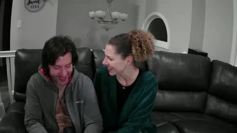 Snapshot of bedroom_king_and_queen chatting on 19, 1, 2025 Bedroom king and queen online show from 19, 1, 2025