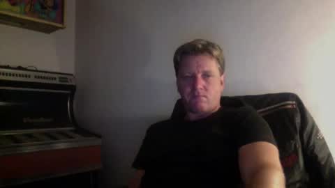 Snapshot of beefeater_7 chatting on 10, 10, 2025 beefeater_7 online show from 10, 10, 2025